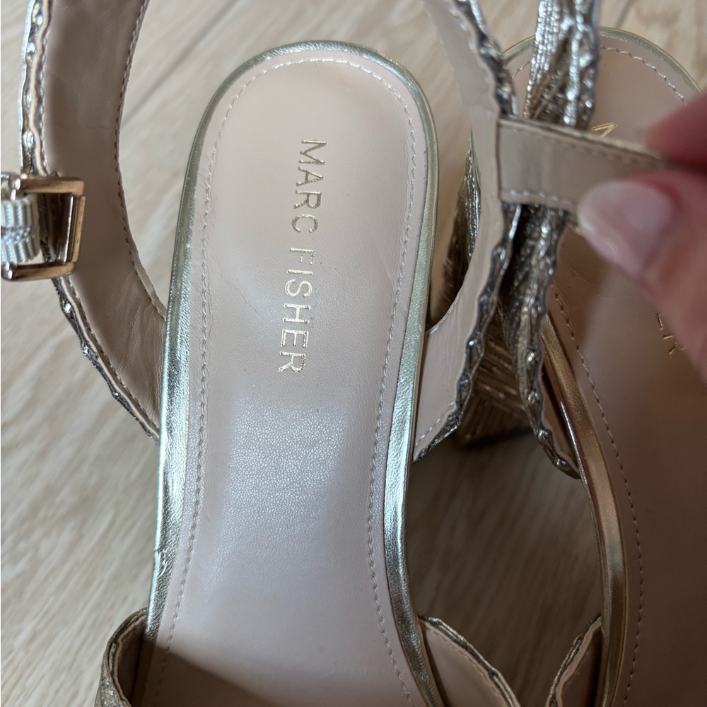 Gold Platform Marc Fisher Seleny Heels - Picture 3 of 4